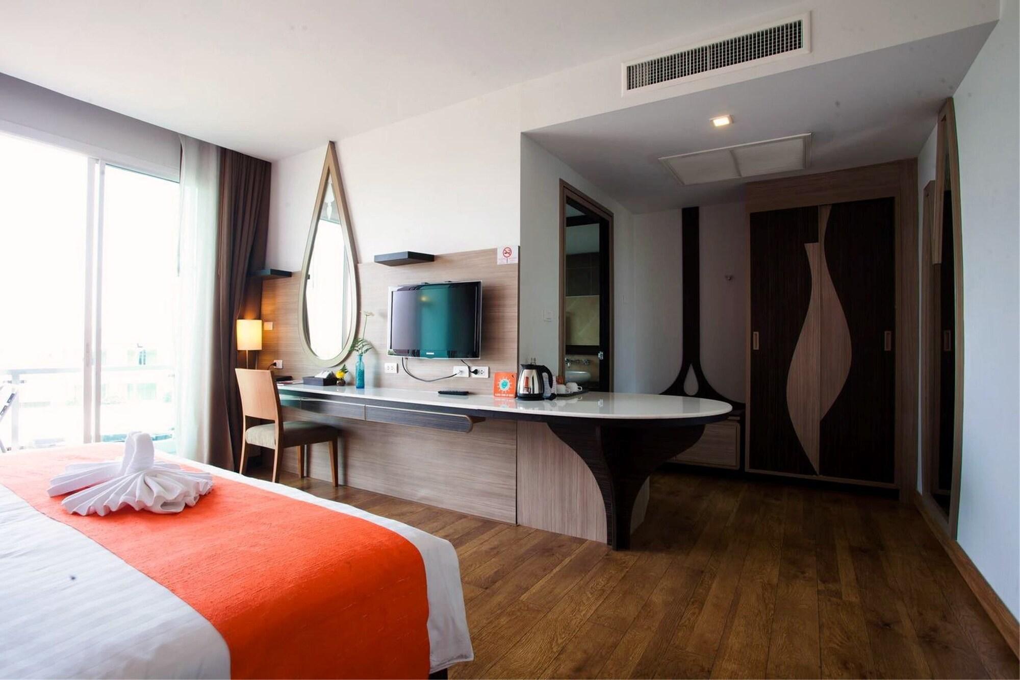 Prajaktra Design Hotel Udon Thani Exteriör bild